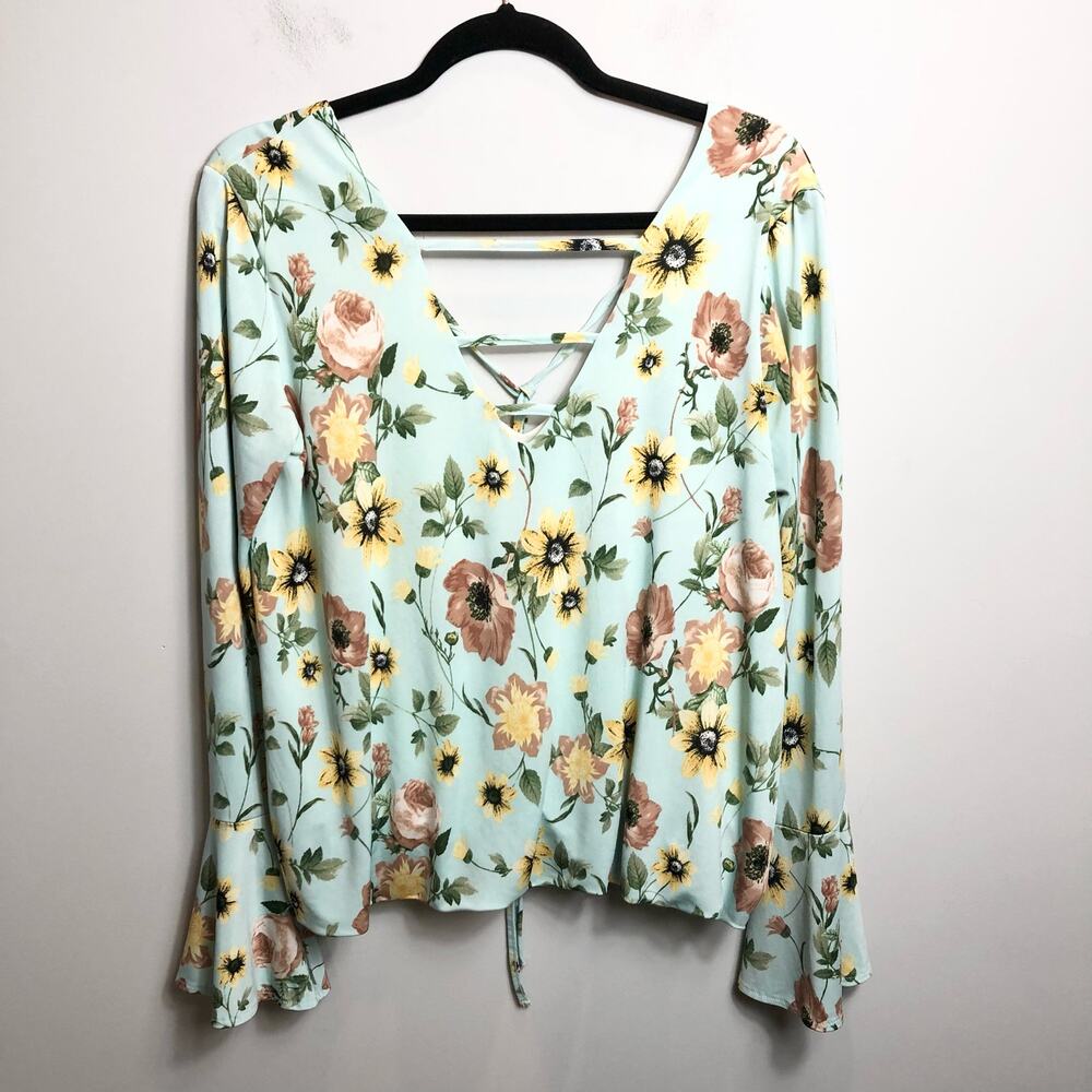 Judith March Blue Floral Top